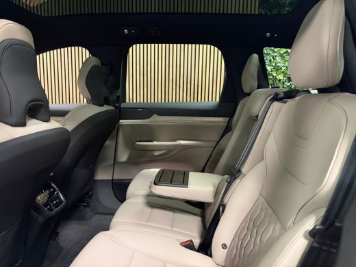 Volvo  EX90 Twin Motor Plus 111 kWh | Trekhaak | 360&deg; 3D Camera | Head-Up Display | Adaptieve Cruise Control ... ActivLease financial lease