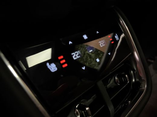 Volvo  EX90 Twin Motor Plus 111 kWh | Trekhaak | 360&deg; 3D Camera | Head-Up Display | Adaptieve Cruise Control ... ActivLease financial lease