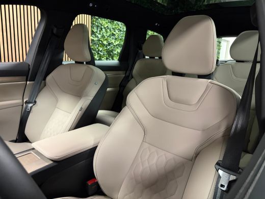 Volvo  EX90 Twin Motor Plus 111 kWh | Trekhaak | 360&deg; 3D Camera | Head-Up Display | Adaptieve Cruise Control ... ActivLease financial lease