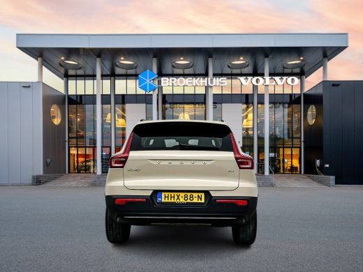 Volvo  XC40 B4 Plus Dark | 18" | Trekhaak | Elektr. verst. Stoelen | Harman Kardon | Adaptieve Cruise | BLIS ... ActivLease financial lease