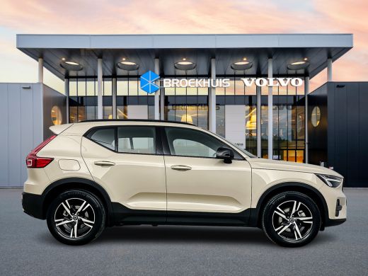 Volvo  XC40 B4 Plus Dark | 18" | Trekhaak | Elektr. verst. Stoelen | Harman Kardon | Adaptieve Cruise | BLIS ... ActivLease financial lease