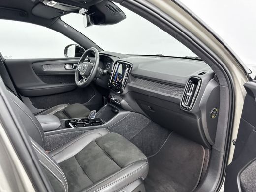 Volvo  XC40 T4 Recharge R-Design | 19" | Leder/Nubuck | Adaptieve Cruise | Stoel/Stuurverwarming | Keyless | ... ActivLease financial lease