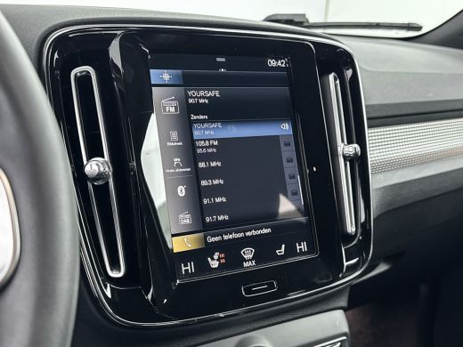 Volvo  XC40 T4 Recharge R-Design | 19" | Leder/Nubuck | Adaptieve Cruise | Stoel/Stuurverwarming | Keyless | ... ActivLease financial lease