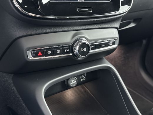 Volvo  XC40 T4 Recharge R-Design | 19" | Leder/Nubuck | Adaptieve Cruise | Stoel/Stuurverwarming | Keyless | ... ActivLease financial lease