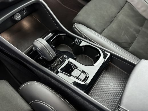 Volvo  XC40 T4 Recharge R-Design | 19" | Leder/Nubuck | Adaptieve Cruise | Stoel/Stuurverwarming | Keyless | ... ActivLease financial lease