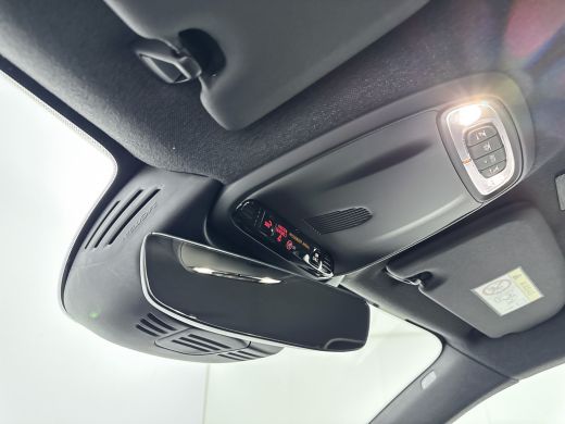 Volvo  XC40 T4 Recharge R-Design | 19" | Leder/Nubuck | Adaptieve Cruise | Stoel/Stuurverwarming | Keyless | ... ActivLease financial lease