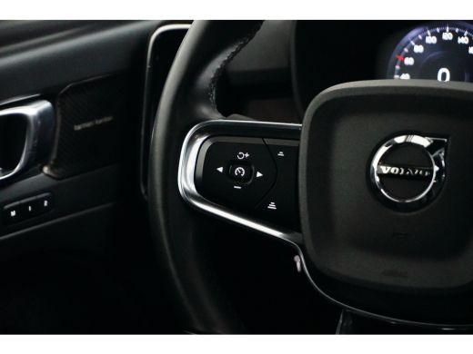 Volvo  XC40 Ultimate Dark T5 | Panorama dak | Harman Kardon HIFI | Trekhaak | 360 Camera ActivLease financial lease