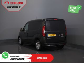 Fiat Dobl&ograve; Cargo 1.6 MJ 105 pk NL Auto/ 3Pers./ Airco/ Navi/ Cruise/ DAB/ Trekhaak