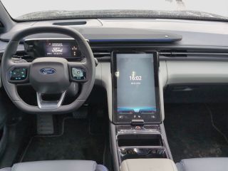 Ford Explorer Premium Extended Range RWD 77 kWh 286pk | Pano | Head-up | Massage | Adap. Cruise | Achteruitrijc...