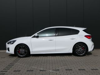Ford Focus 1.0 EcoBoost 155pk Hybrid ST Line X | Adaptive Cruise | Winterpack | LED | DAB | Camera | CarPlay...