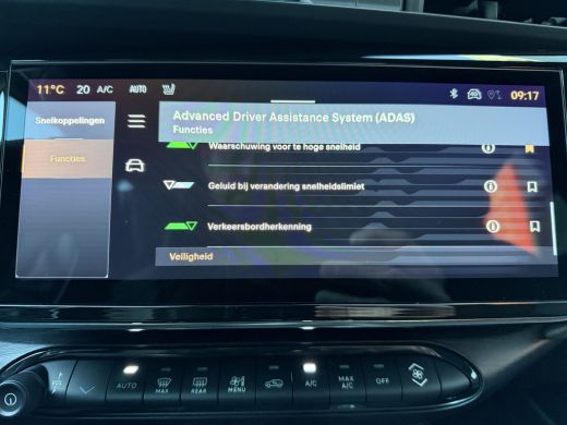 Alfa Romeo Junior 1.2 Turbo Hybrid Ibrida Sport Speciale (Stoelverwarming - Elektrische Klep - LED - 18"- Adaptieve... ActivLease financial lease