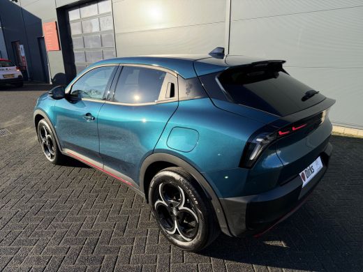 Alfa Romeo Junior 1.2 Turbo Hybrid Ibrida Sport Speciale (Stoelverwarming - Elektrische Klep - LED - 18"- Adaptieve... ActivLease financial lease