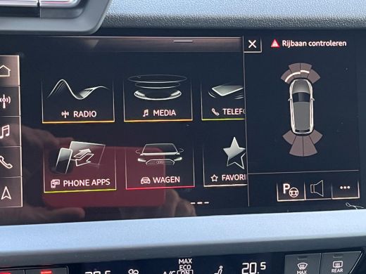 Audi A3 Sportback 30 TFSI Pro Line Carplay | Cruisecontrol | Parkeersensoren V & A | 17 inch ActivLease financial lease