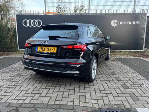 Audi A3 Sportback 30 TFSI Pro Line Carplay | Cruisecontrol | Parkeersensoren V & A | 17 inch ActivLease financial lease