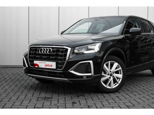 Audi Q2 35 TFSI Advanced edition 150PK | Achteruitrijcamera | Privacy glas | Sportstoelen | carplay | Amb... ActivLease financial lease