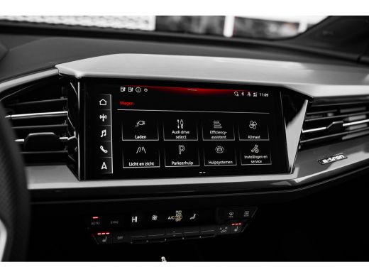 Audi Q4 e-tron S edition Competition | Achterklep, automatisch bedienbaar | Achteruitrijcamera | Adaptive cruise... ActivLease financial lease