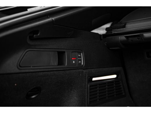 Audi Q5 Sportback 55 TFSI e S edition | Achterbank in delen neerklapbaar | Achteruitrijcamera | Airco (au... ActivLease financial lease