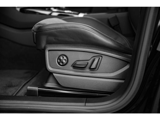 Audi Q5 Sportback 55 TFSI e S edition | Achterbank in delen neerklapbaar | Achteruitrijcamera | Airco (au... ActivLease financial lease