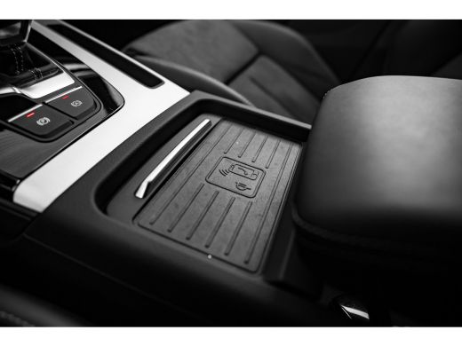 Audi Q5 Sportback 55 TFSI e S edition | Achterbank in delen neerklapbaar | Achteruitrijcamera | Airco (au... ActivLease financial lease