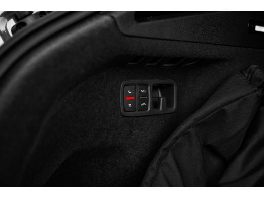 Audi Q8 55 TFSI e quattro Pro Line S | 23" | Matrix | Tour | Remote park | Luchtvering sport | ActivLease financial lease