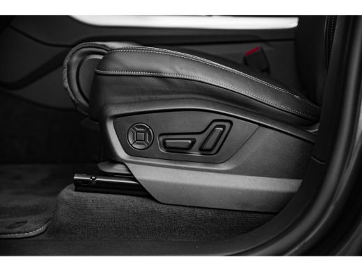 Audi Q8 55 TFSI e quattro Pro Line S | 23" | Matrix | Tour | Remote park | Luchtvering sport | ActivLease financial lease