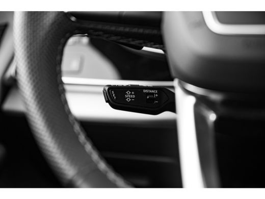 Audi Q8 55 TFSI e quattro Pro Line S | 23" | Matrix | Tour | Remote park | Luchtvering sport | ActivLease financial lease