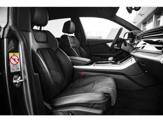 Audi Q8 55 TFSI e quattro Pro Line S | 23" | Matrix | Tour | Remote park | Luchtvering sport | ActivLease financial lease