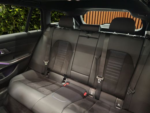 BMW 3 Serie Touring 330e xDrive | Achteruitrijcamera | Apple Carplay/Android Auto|telefoonintegratie premium ... ActivLease financial lease