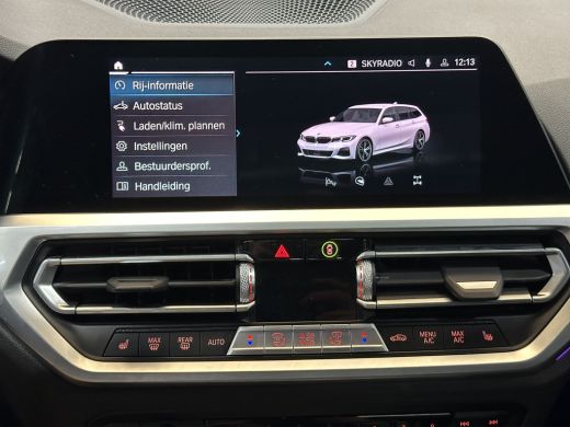 BMW 3 Serie Touring 330e xDrive | Achteruitrijcamera | Apple Carplay/Android Auto|telefoonintegratie premium ... ActivLease financial lease