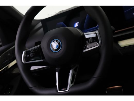 BMW i5 eDrive40 M Sport / Panoramadak / Trekhaak / Stoelventilatie / Bowers & Wilkins / M Sportonderstel... ActivLease financial lease