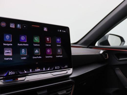 CUPRA Formentor 1.5 TSI e-Hybrid Business 204PK DSG Pano-Schuifdak, Trekhaak, 18" LM Velgen, 360gr. Camera, Elekt... ActivLease financial lease