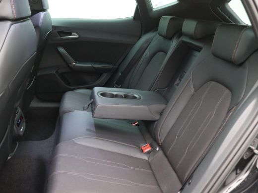 CUPRA Formentor 1.5 TSI e-Hybrid Business 204PK DSG Pano-Schuifdak, Trekhaak, 18" LM Velgen, 360gr. Camera, Elekt... ActivLease financial lease