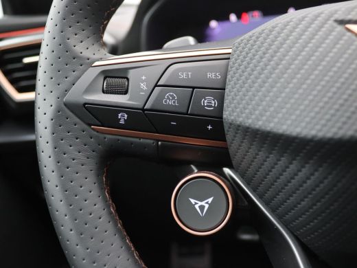 CUPRA Formentor 1.5 TSI e-Hybrid Business 204PK DSG Pano-Schuifdak, Trekhaak, 18" LM Velgen, 360gr. Camera, Elekt... ActivLease financial lease