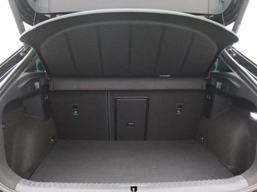 CUPRA Formentor 1.5 TSI e-Hybrid Business 204PK DSG Pano-Schuifdak, Trekhaak, 18" LM Velgen, 360gr. Camera, Elekt... ActivLease financial lease