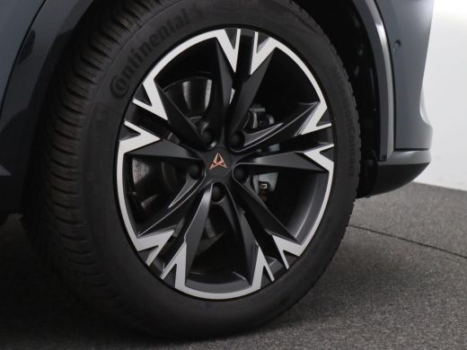 CUPRA Formentor 1.5 TSI e-Hybrid Business 204PK DSG Pano-Schuifdak, Trekhaak, 18" LM Velgen, 360gr. Camera, Elekt... ActivLease financial lease