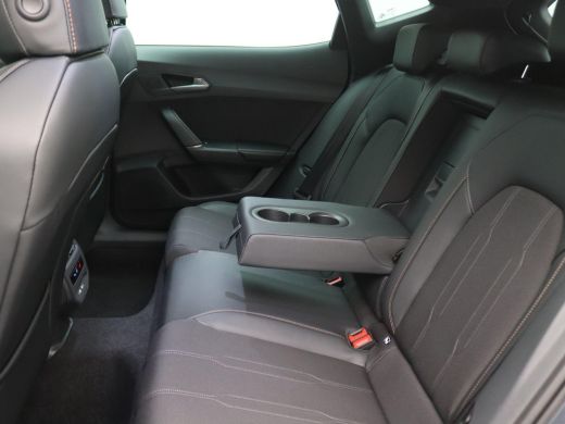 CUPRA Formentor 1.5 TSI e-Hybrid Business 204PK DSG Pano-Schuifdak, Trekhaak, 18" LM Velgen, 360gr. Camera, Elekt... ActivLease financial lease