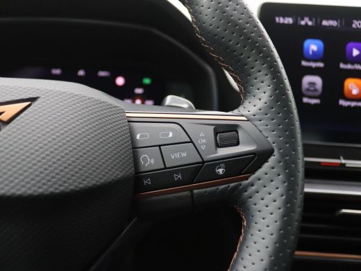 CUPRA Leon Sportstourer 1.4 e-Hybrid VZ Performance 245PK DSG SOH 97%, Achteruitrijcamera, Adaptieve Cruise Control, Keyl... ActivLease financial lease