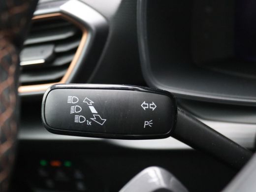 CUPRA Leon Sportstourer 1.4 e-Hybrid VZ Performance 245PK DSG SOH 97%, Achteruitrijcamera, Adaptieve Cruise Control, Keyl... ActivLease financial lease