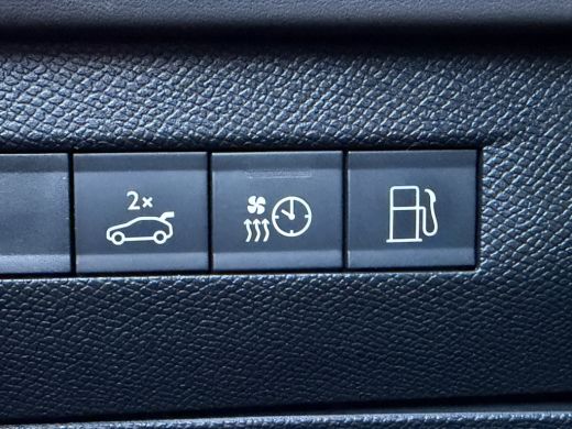 DS DS 4 225pk E-Tense La Premi&egrave;re (Elektrisch Schuifdak - Focal Electra - NightVision - 20"- Elektrische ... ActivLease financial lease