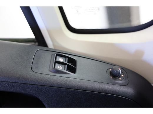 Fiat Ducato BAKWAGEN MEUBELBAK MET LAADKLEP ActivLease financial lease