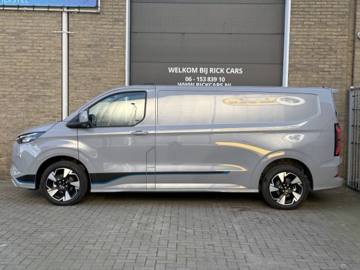 Ford E-Transit 320 L2H1 Sport 218PK 65 kWh CarPlay/stoelverwarming/navi/camera ActivLease financial lease