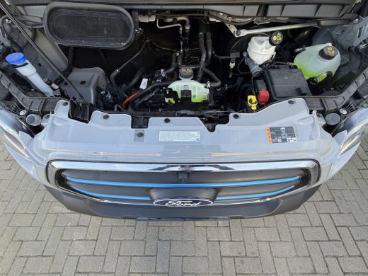 Ford E-Transit 350 L2H2 270PK Trend 68 kWh 317 KM WLTP CarPlay/cruisecontrol/stoelverwarming ActivLease financial lease