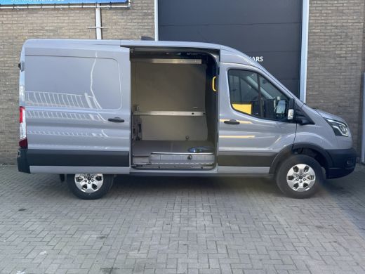 Ford E-Transit 350 L2H2 270PK Trend 68 kWh 317 KM WLTP CarPlay/cruisecontrol/stoelverwarming ActivLease financial lease
