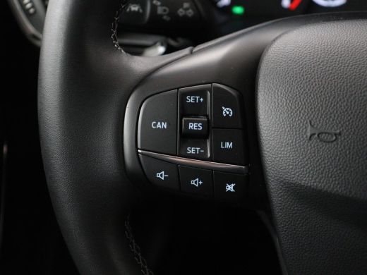 Ford Fiesta 1.0 EcoBoost Titanium | 33.700km NAP | Carplay | Climate control | Parkeerhulp | Cruise control |... ActivLease financial lease