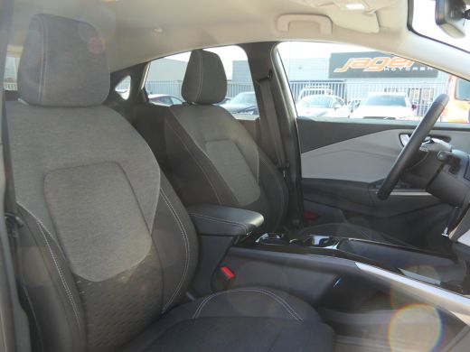 Ford Puma Gen-E 44 kWh 168pk | Achteruitrijcamera | Apple Carplay/Android Auto|telefoonintegratie premium | Buite... ActivLease financial lease