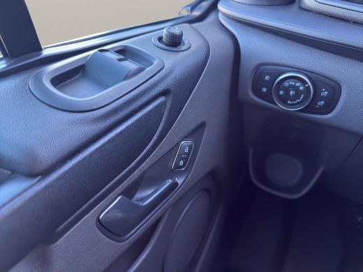 Ford Transit Custom 320 1.0 EcoBoost L1H1 PHEV 9 Pers Led Automaat | 20"| Parksensors V+A | ActivLease financial lease