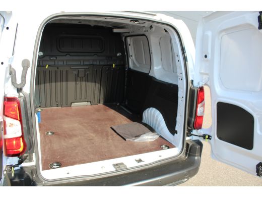 Opel Combo 1.5 BlueHDi 100 S&S L1 | Navigatie | 3-Zits | Airconditioning | Apple carplay | Keyless start | M... ActivLease financial lease