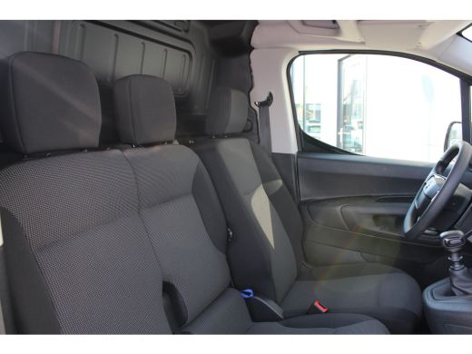 Opel Combo 1.5 BlueHDi 100 S&S L1 | Navigatie | 3-Zits | Airconditioning | Apple carplay | Keyless start | M... ActivLease financial lease