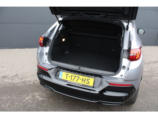 Opel Grandland 1.6 Turbo Hybrid GS | Automaat | Navigatie | Camera | Black Pack | 1e Eigenaar | NL auto | BTW | ActivLease financial lease