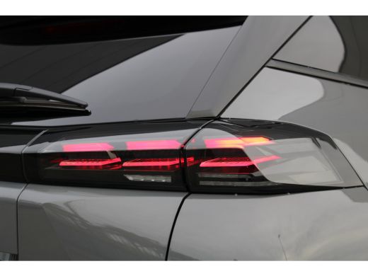 Peugeot 2008 1.2 Hybrid 136 Allure | Automaat | Navi by app | Apple carplay | Parkeersensoren | Mild Hybrid | ... ActivLease financial lease